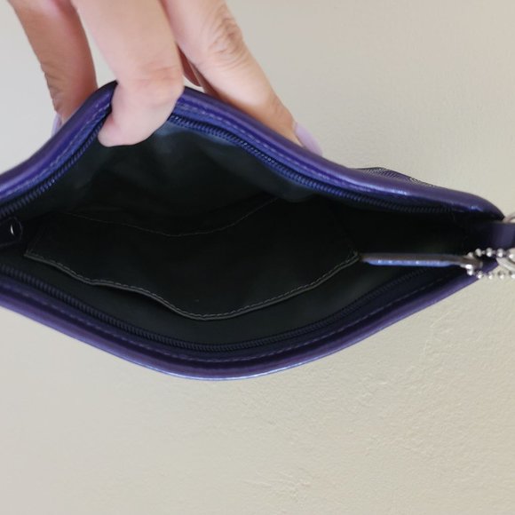 Coach Clutch Bag - Picture 4 of 4